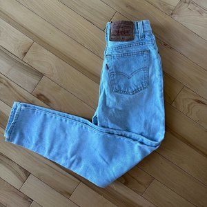 Vintage Levi's Light Wash -  High Waisted, Straight Leg 24